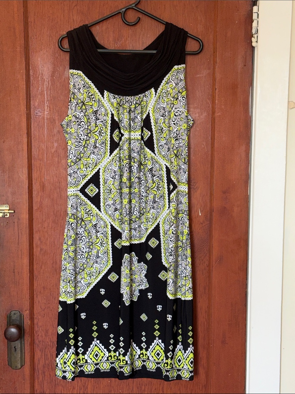 Black & Lime Laura Ashley XL Sleeveless Women’s Dress cocktail